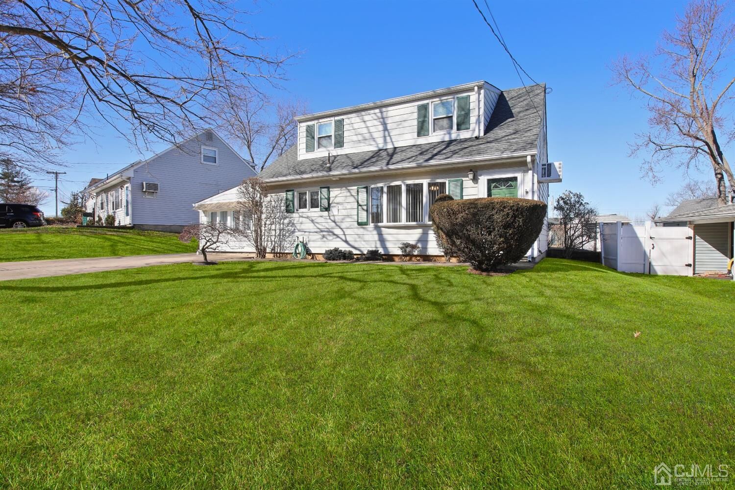 Property Photo: 61 Pinetree Drive NJ 08859