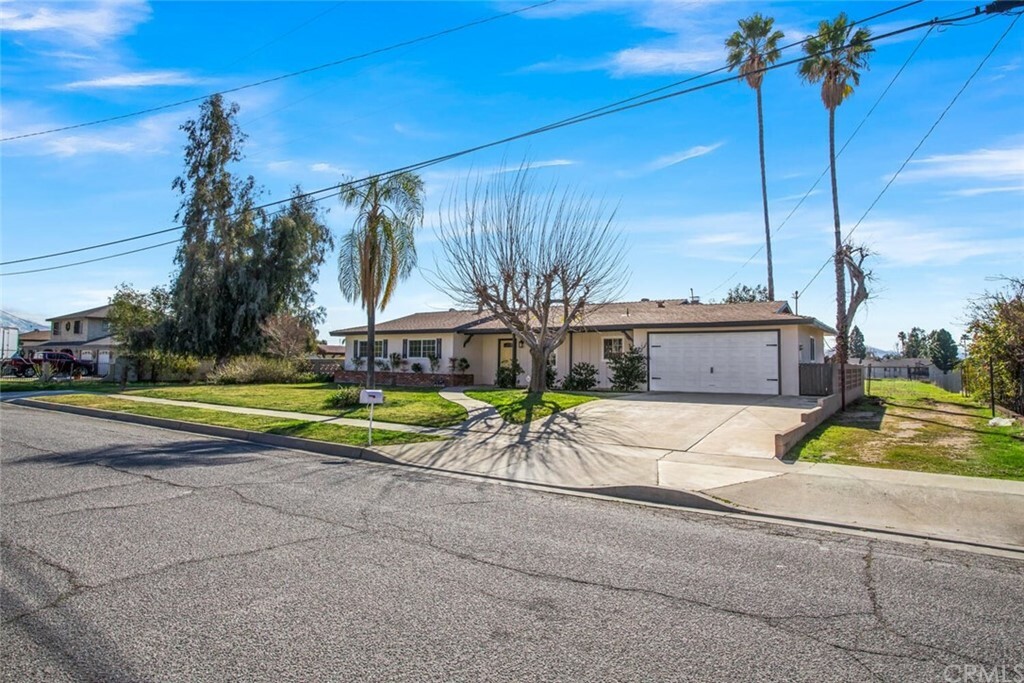 Property Photo:  2589 Amanda Street  CA 92346 