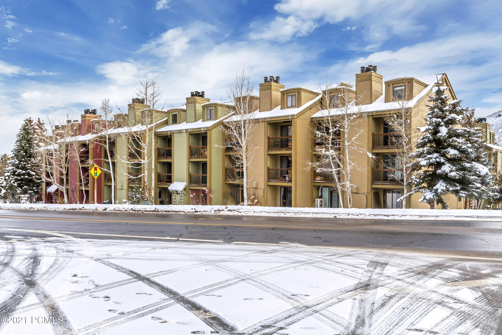 Property Photo: 1530 Empire Avenue 216 UT 84060