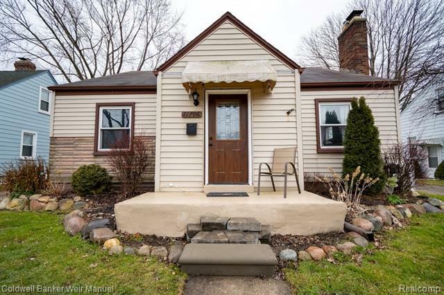 Property Photo: 21706 Gaukler Street MI 48080