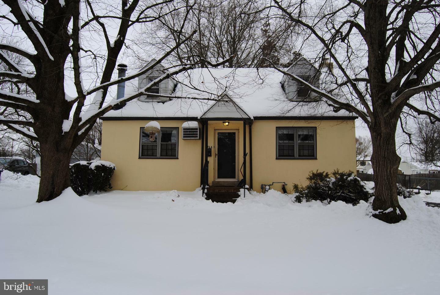 Property Photo:  766 Monroe Avenue  PA 19038 