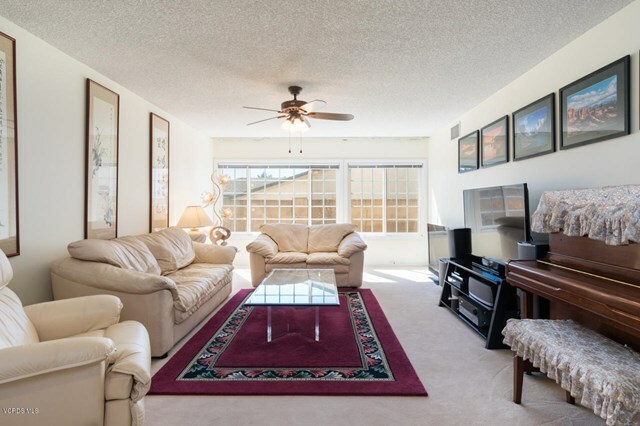 Property Photo:  2081 Parker Court  CA 93065 