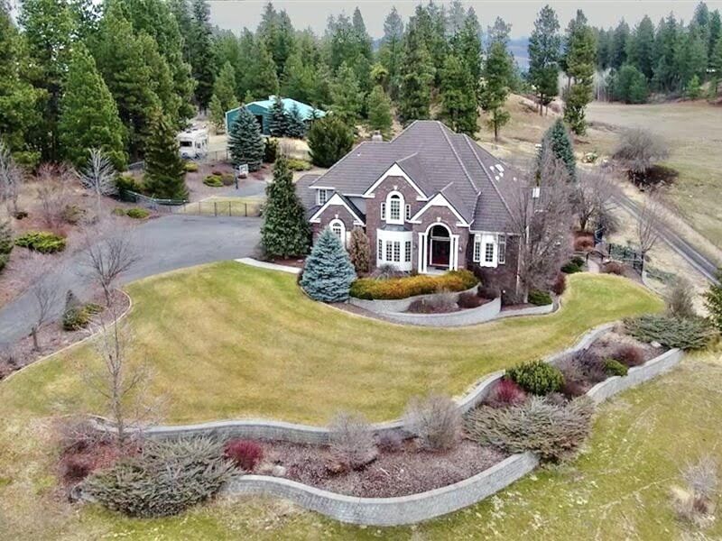 Property Photo:  3709 S Conklin Rd  WA 99016 