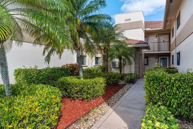 Property Photo:  15451 Pembridge Drive 229  FL 33484 