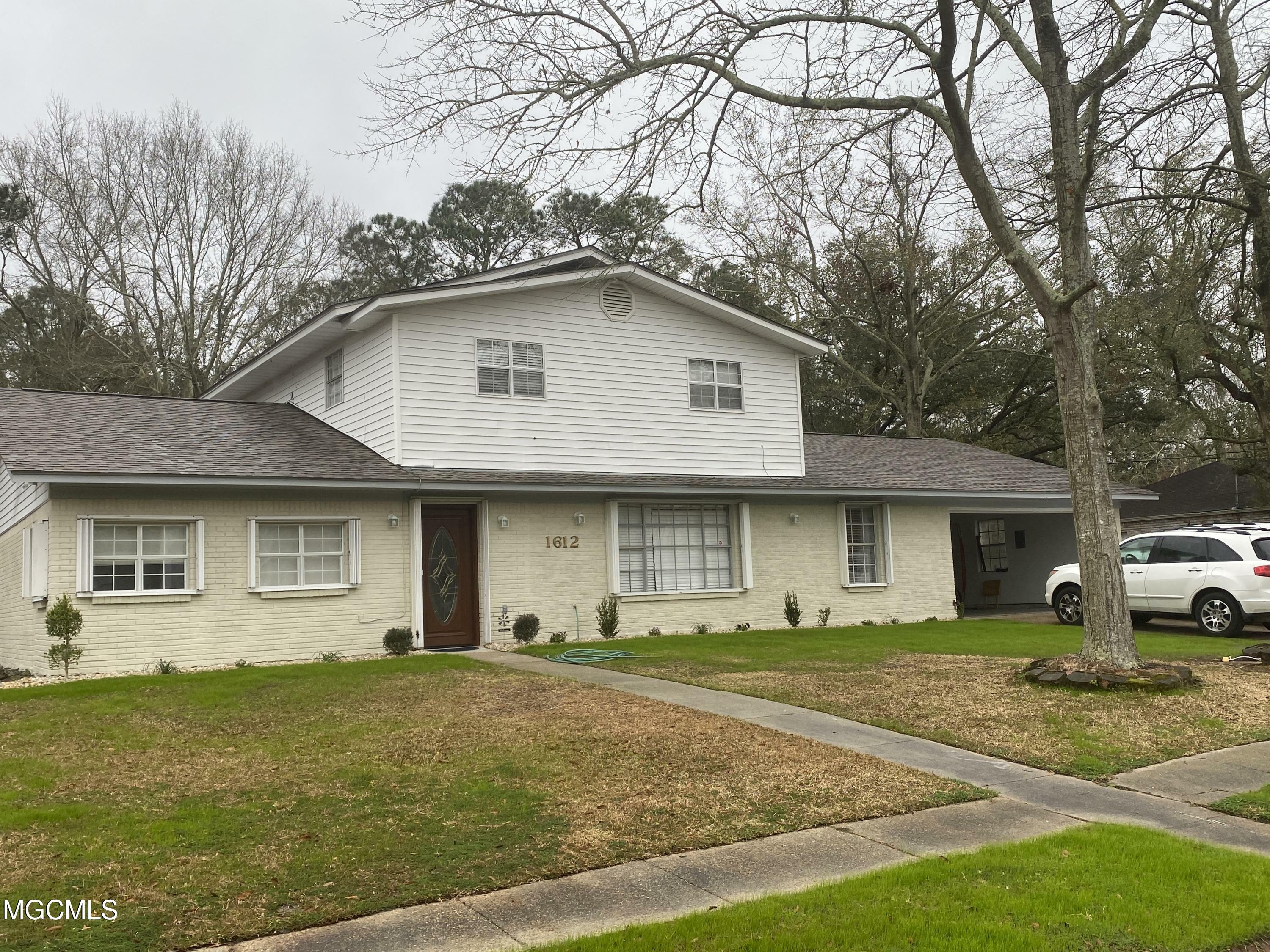 1612 Woodhaven Street  Pascagoula MS 39581 photo