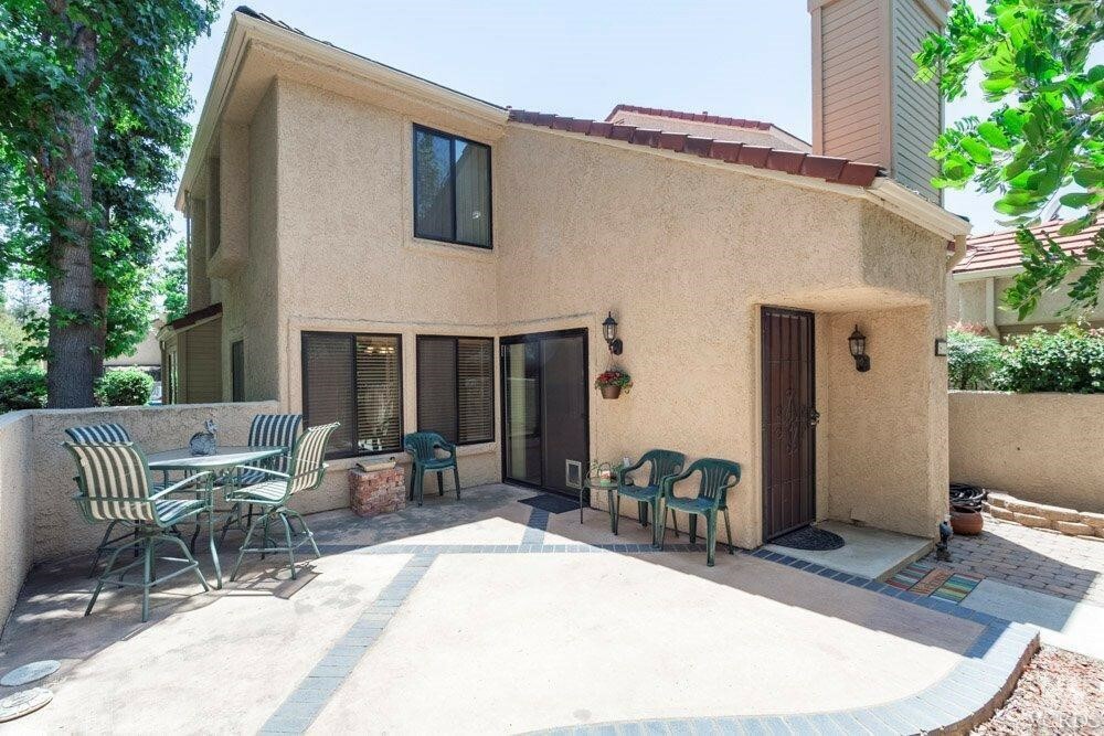 Property Photo:  2206 Birch Glen Avenue 83  CA 93063 