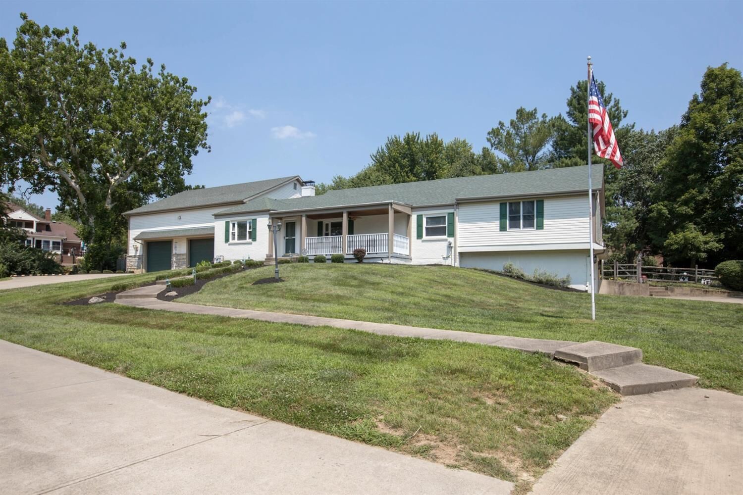 Property Photo: 4842 Fields Ertel Rd OH 45241