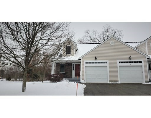 Property Photo: 8 Fox Run Rd 8 MA 01504