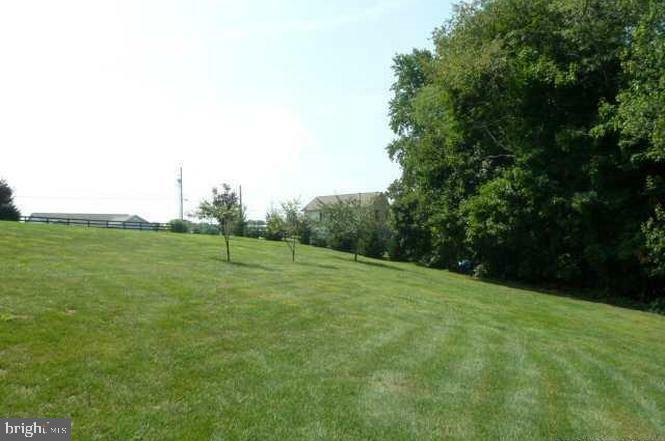 Property Photo:  13654 Cross Roads Avenue  PA 17322 