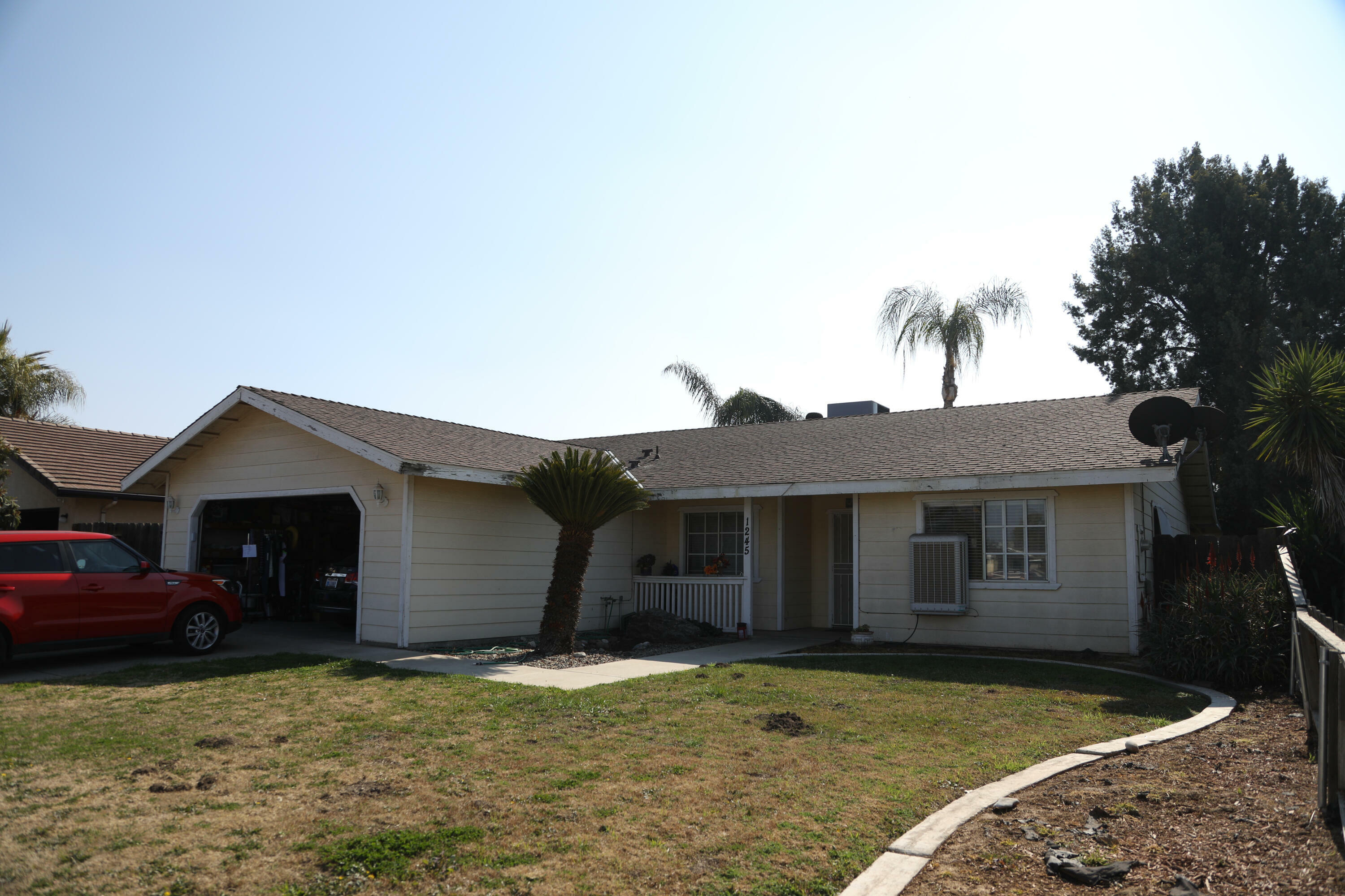 Property Photo:  1245 W Westfield Avenue  CA 93257 