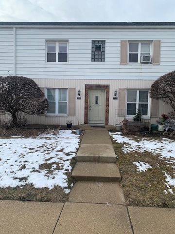 Property Photo:  2849 W Farragut Avenue 2  IL 60625 