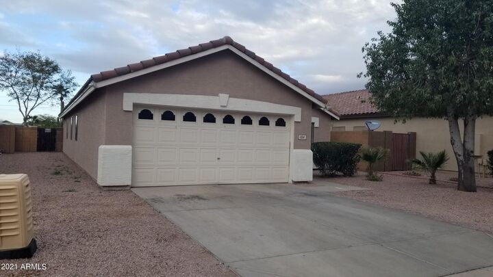 Property Photo:  134 S Valle Verde --  AZ 85208 