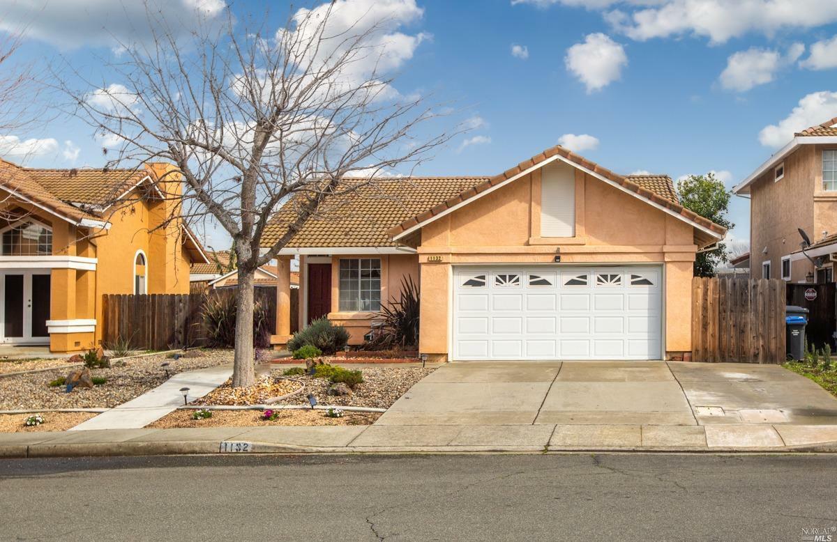 Property Photo: 1132 Devonshire Court CA 94534