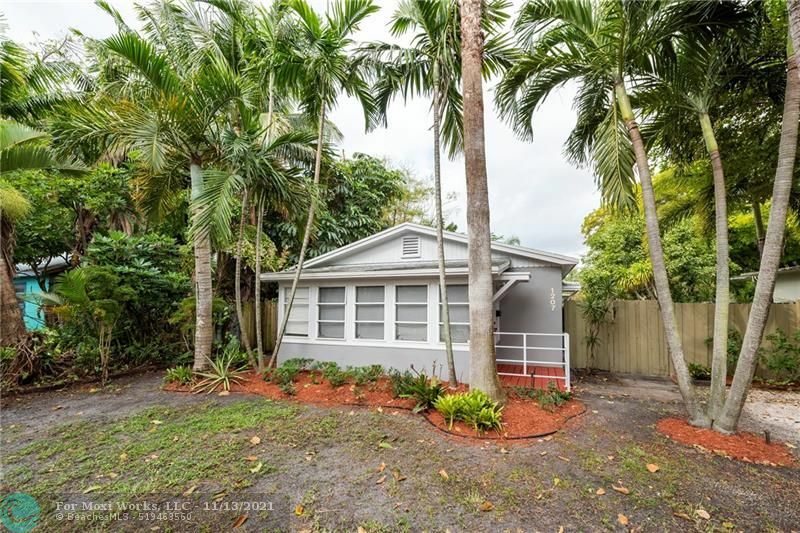 Property Photo:  1207 NE 1st Ave  FL 33304 