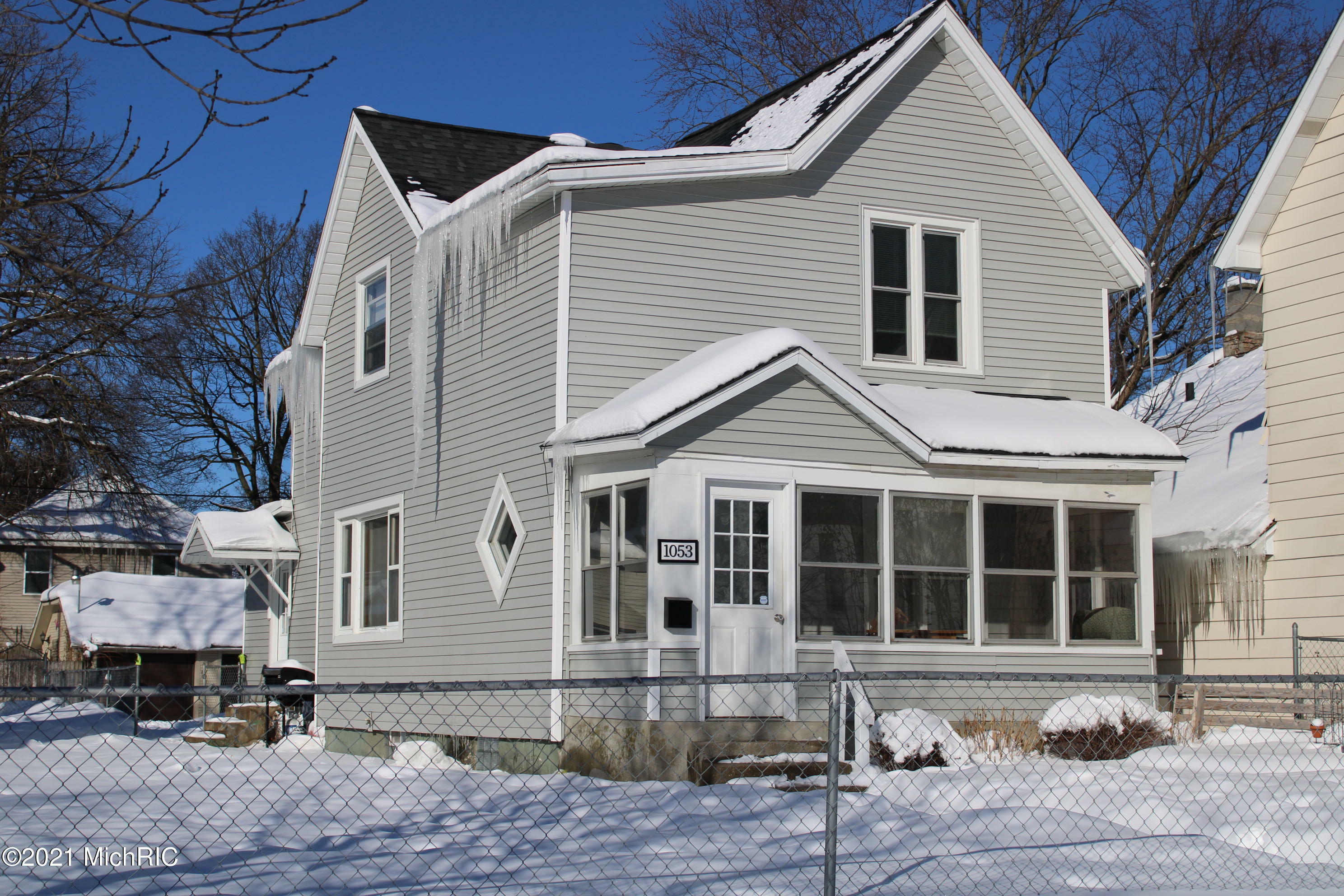 Property Photo:  1053 Jackson Street NW  MI 49504 