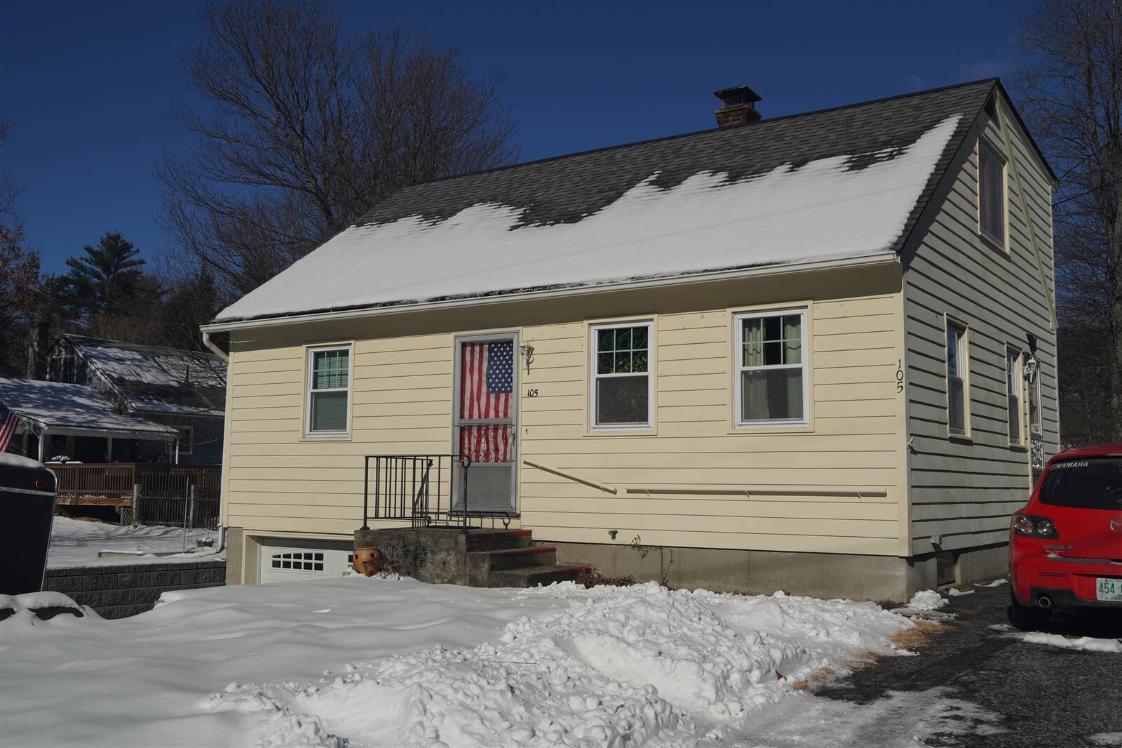 Property Photo: 105 Colonial Drive NH 03431