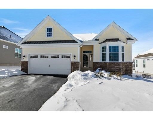 Property Photo:  5 Sequoia Drive 107  MA 01844 