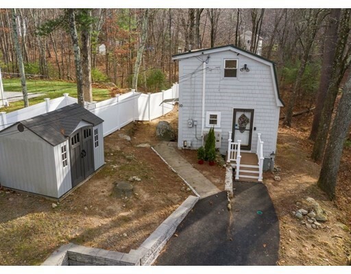 Property Photo:  10 Duffield Rd  MA 01748 