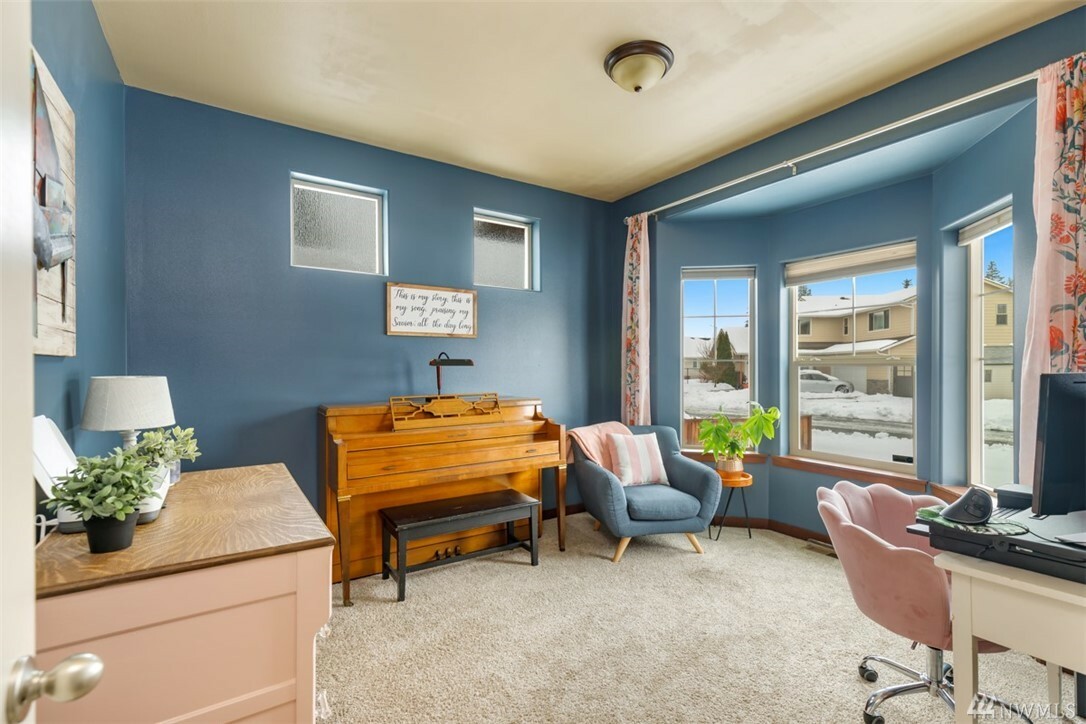 Property Photo: 4219 189th Place NE WA 98223
