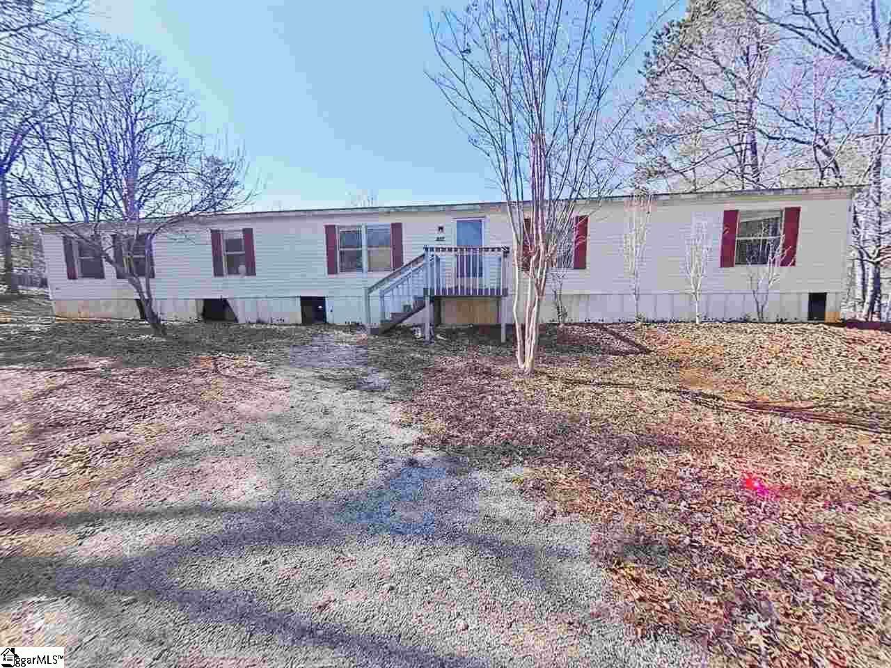 Property Photo: 407 Lilly Court SC 29678