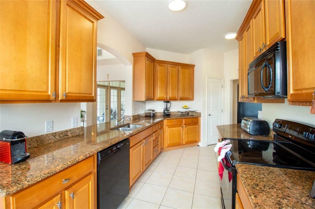 Property Photo:  1411 Celebration Avenue 305  FL 34747 