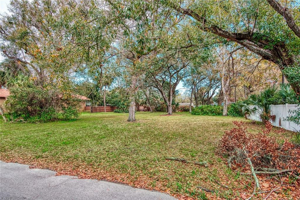 Property Photo:  Waltham Avenue  FL 33634 