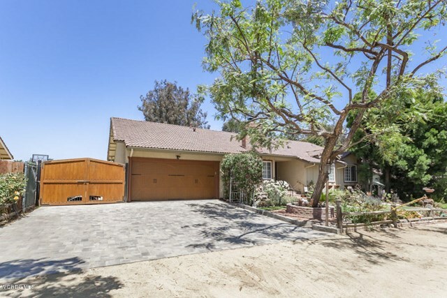 Property Photo:  1367 Nonchalant Drive  CA 93065 