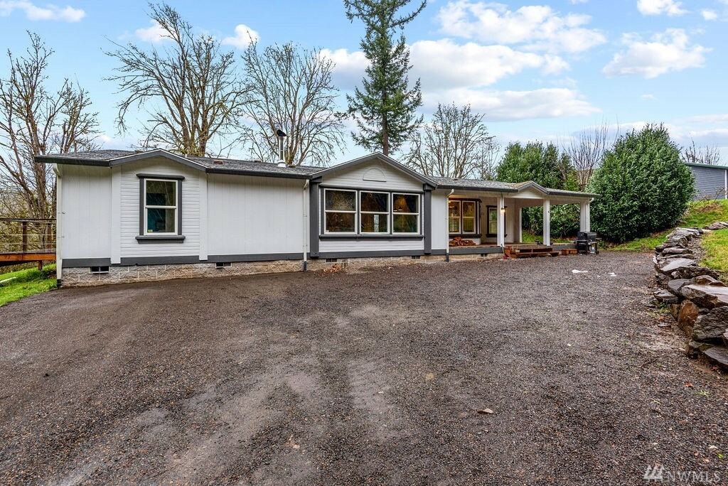 Property Photo:  173 Remington Dr  WA 98626 