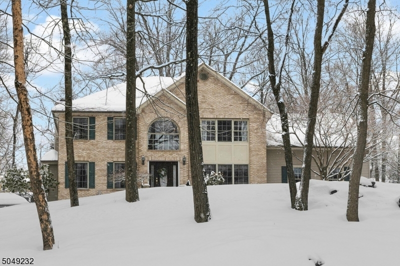 Property Photo: 11 Carriage House Rd NJ 07871