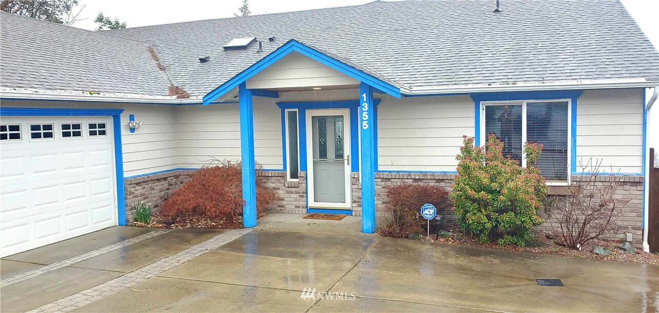 Property Photo:  1355 SE Camano Drive  WA 98282 