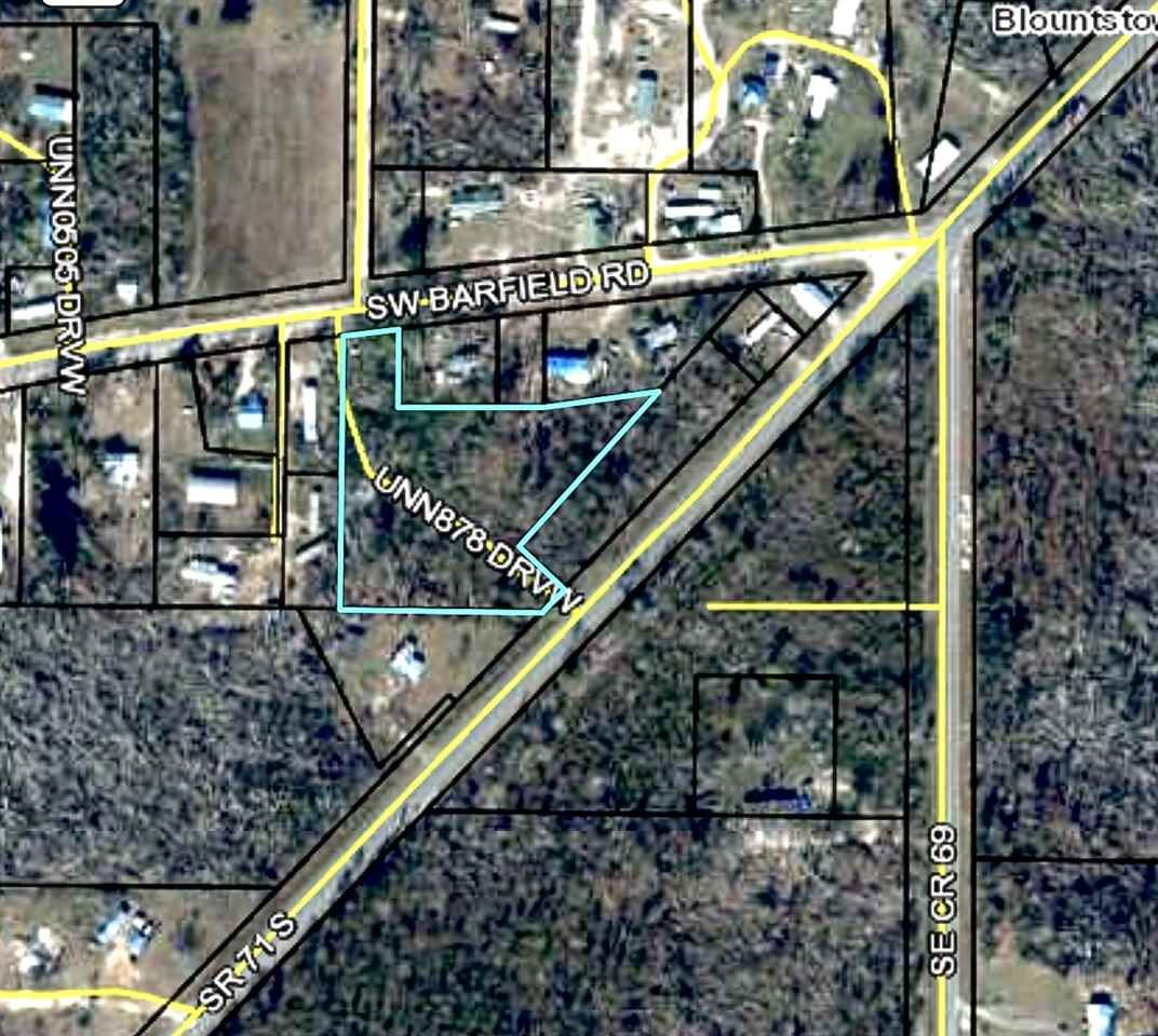 Property Photo: 19677 Barfield Road FL 32424-00