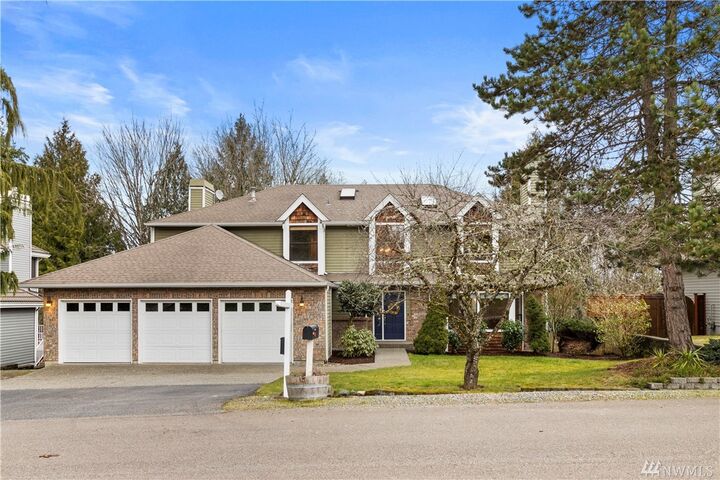 Property Photo:  25228 217th Place SE  WA 98038 