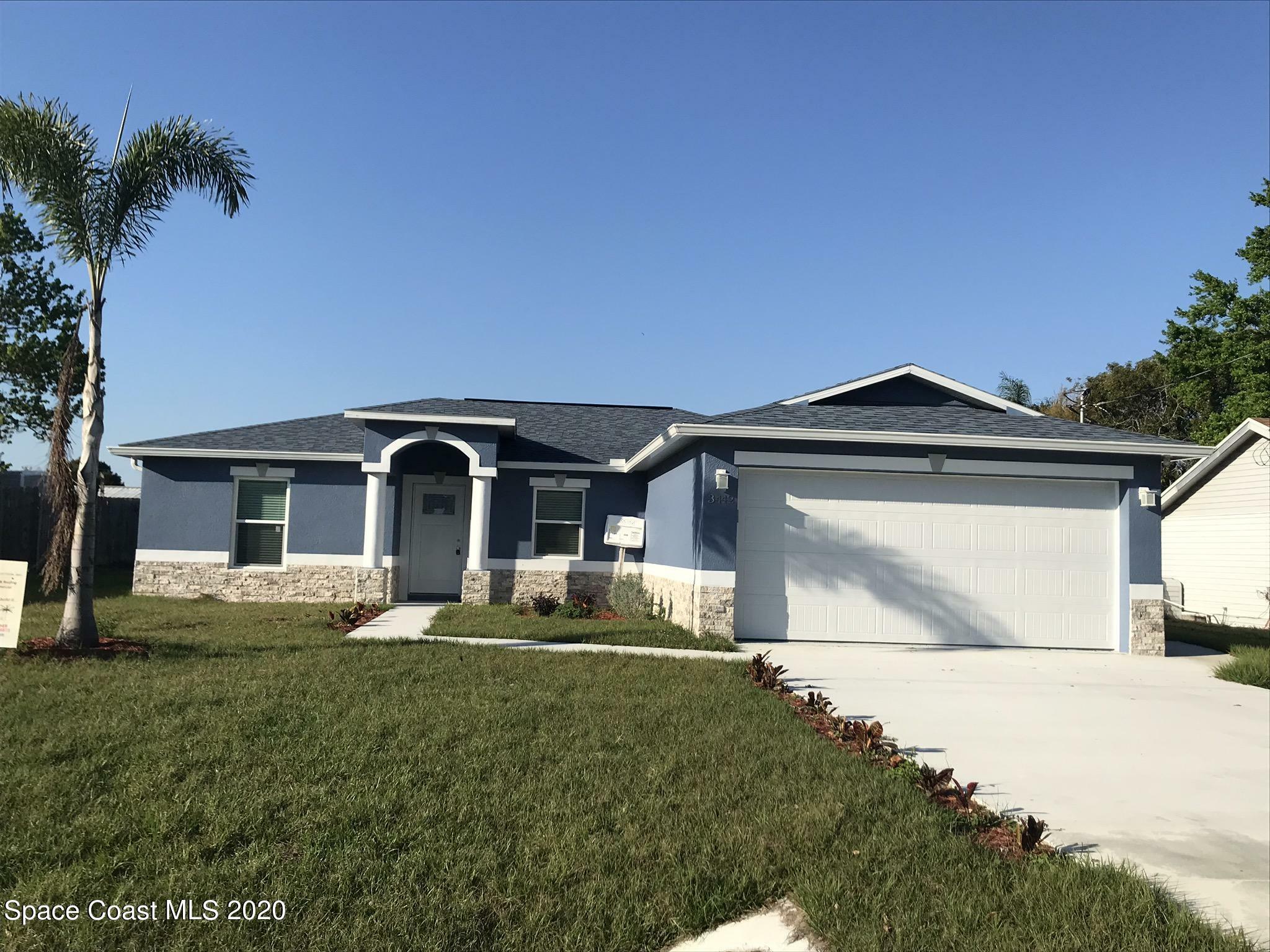 Property Photo: 3442 Benson Court FL 32754