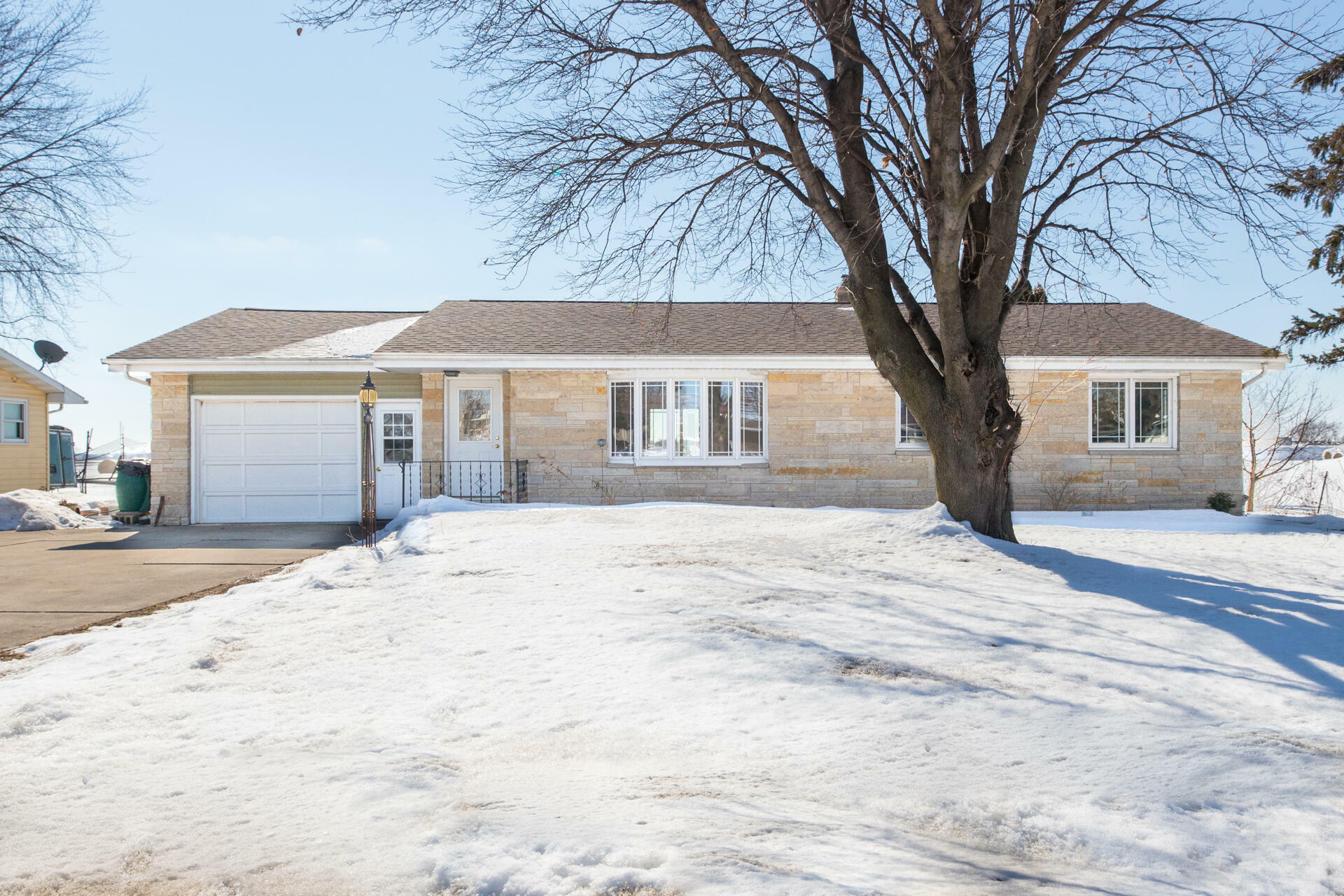 Property Photo:  W3157 County Road Y  WI 53048 