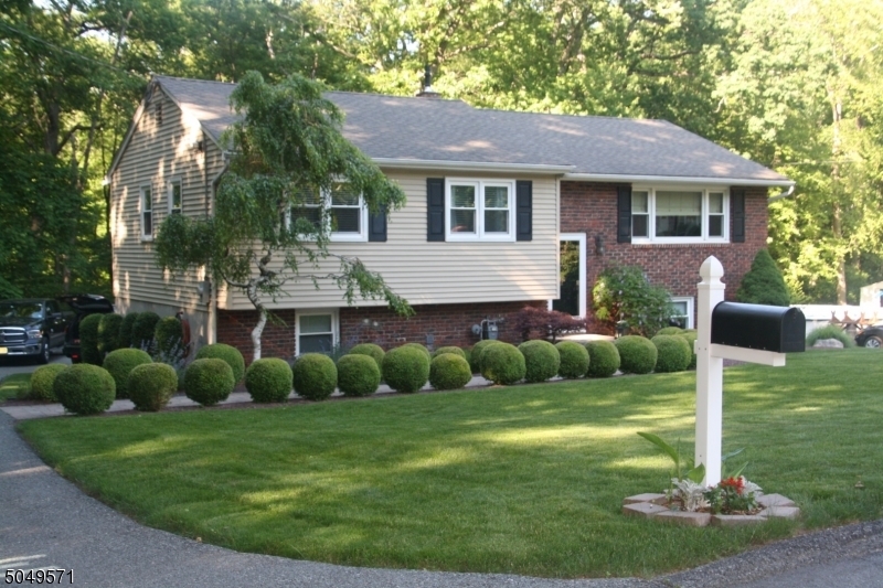 70 Landing Trl  Denville Twp. NJ 07834 photo