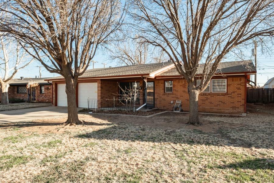 Property Photo: 5409 33rd Street TX 79407