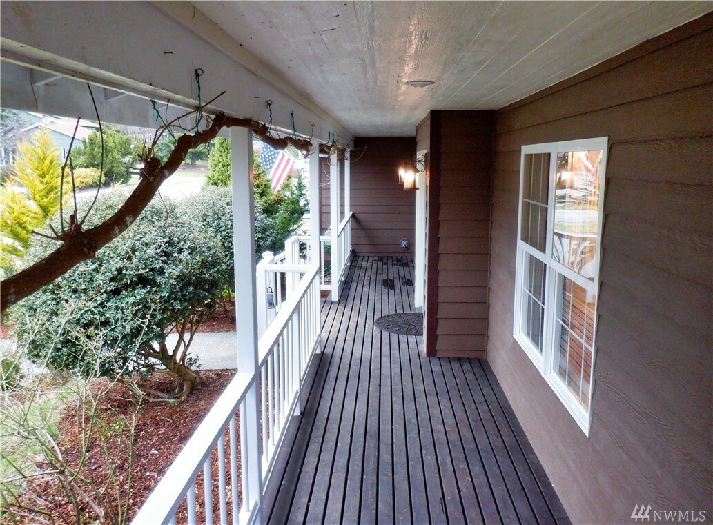 Property Photo:  4707 Cypress Dr  WA 98221 