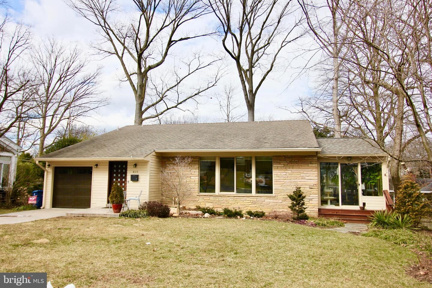 Property Photo:  409 Underhill Place  VA 22305 