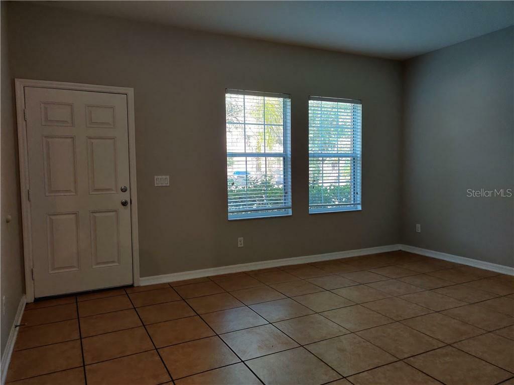 Property Photo:  1627 Rosedowne Way  FL 32703 