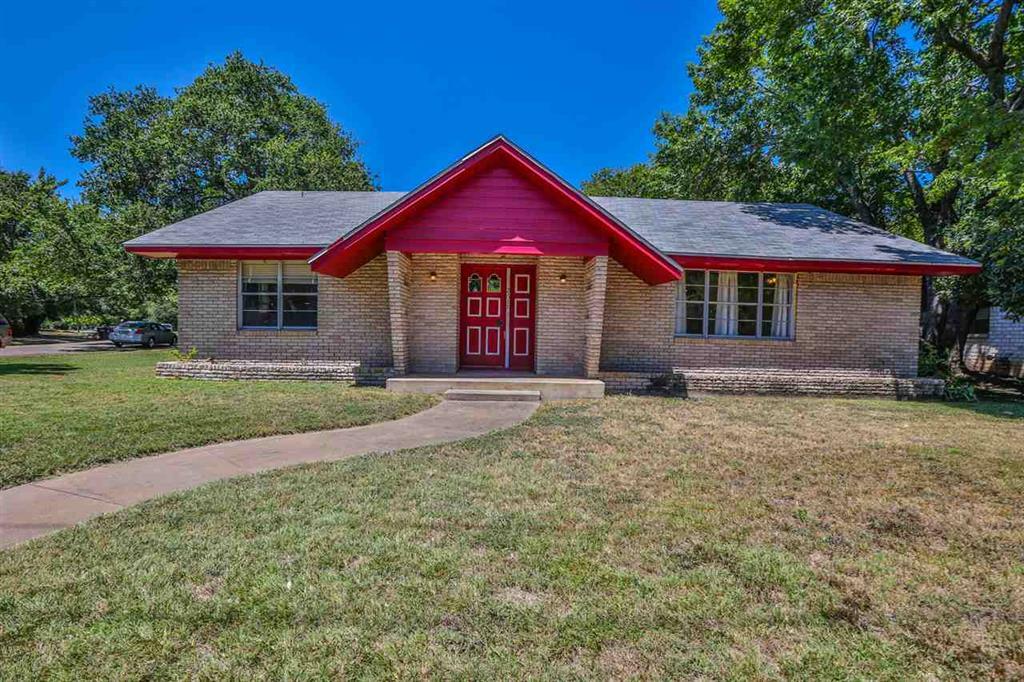 Property Photo:  2717 Old Robinson Road  TX 76706 