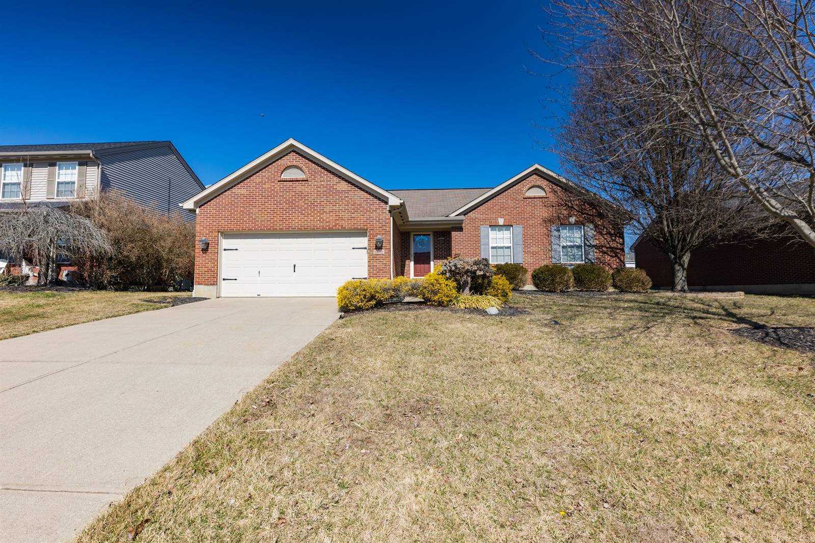 Property Photo: 2712 Coachlight Lane KY 41005