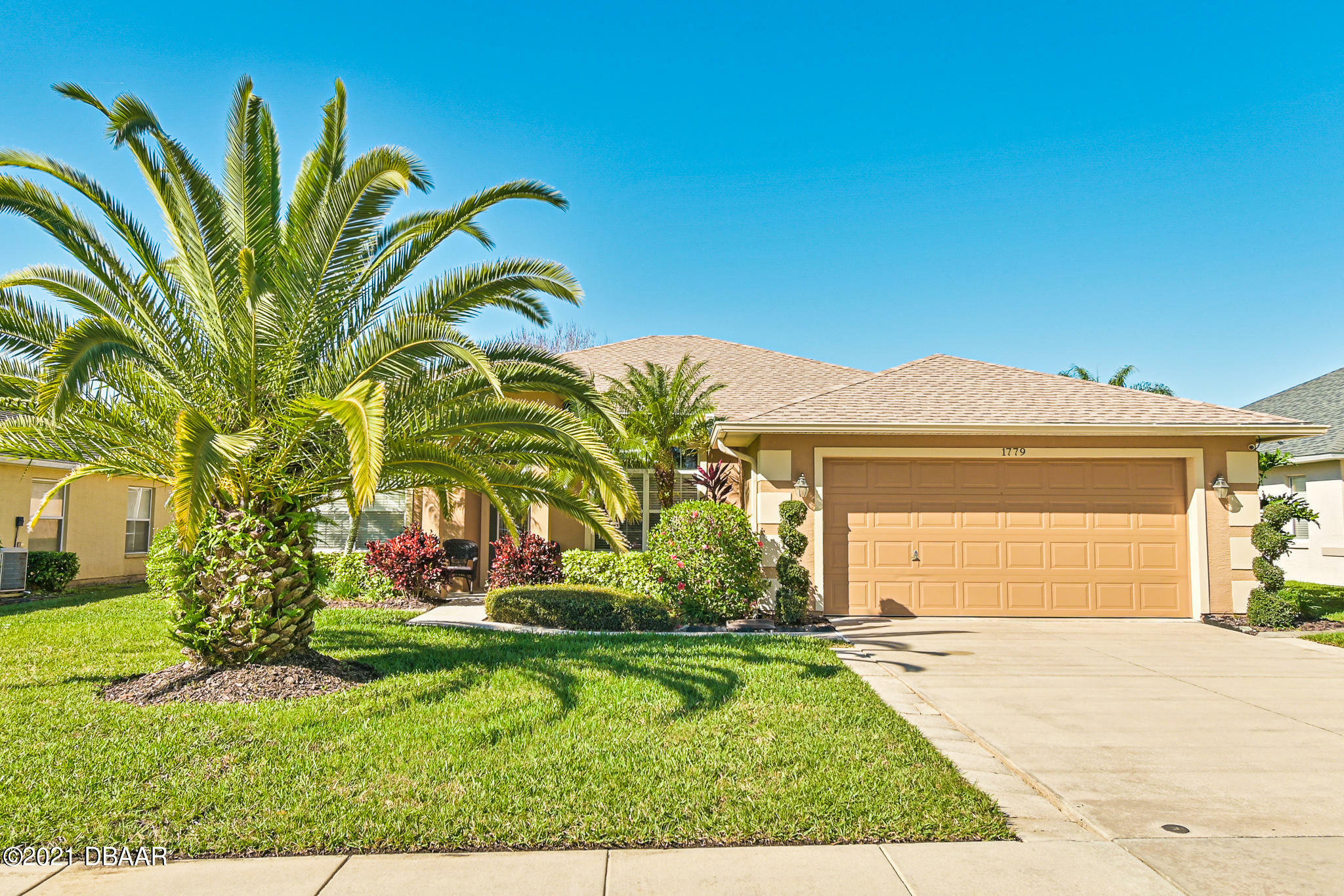 Property Photo:  1779 Creekwater Boulevard  FL 32128 