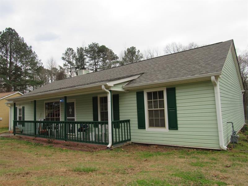 Property Photo: 8551 Bowen Court GA 30238