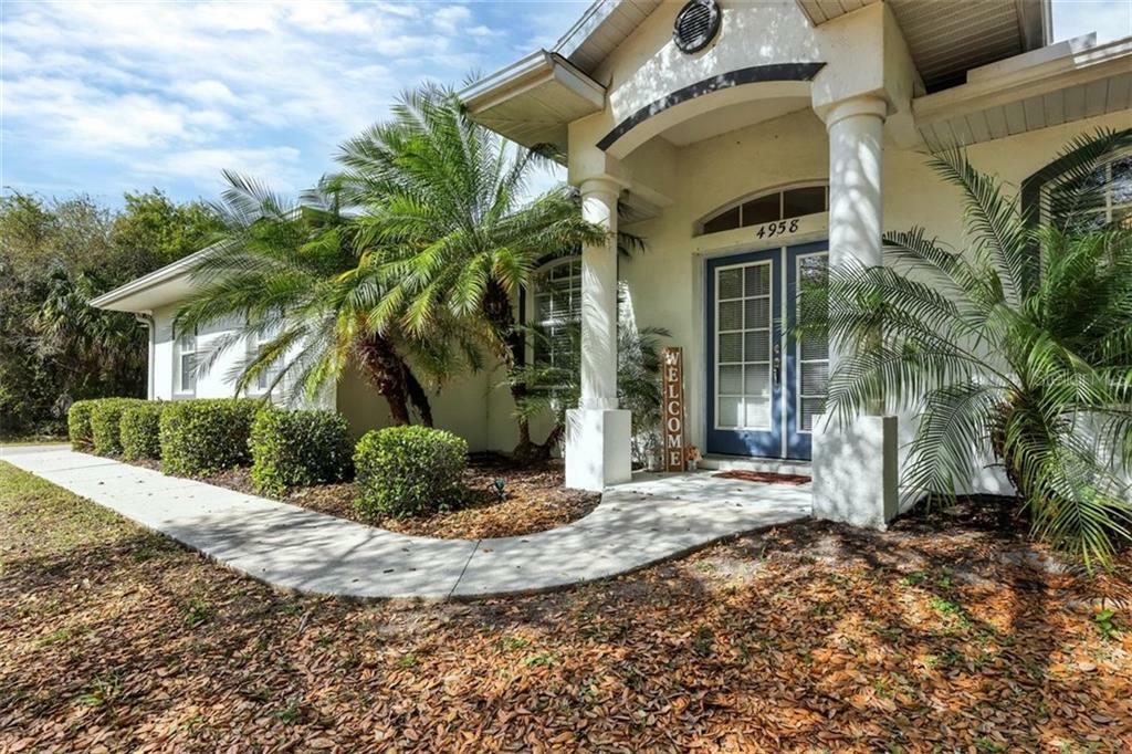 Property Photo:  4958 Cummings Road  FL 34288 