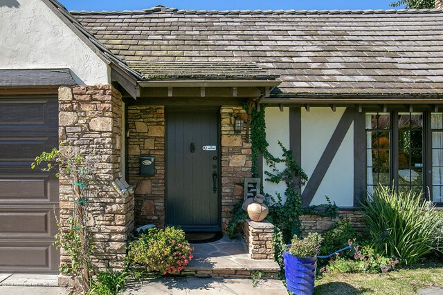Property Photo: 2193 N Holliston Avenue CA 91001