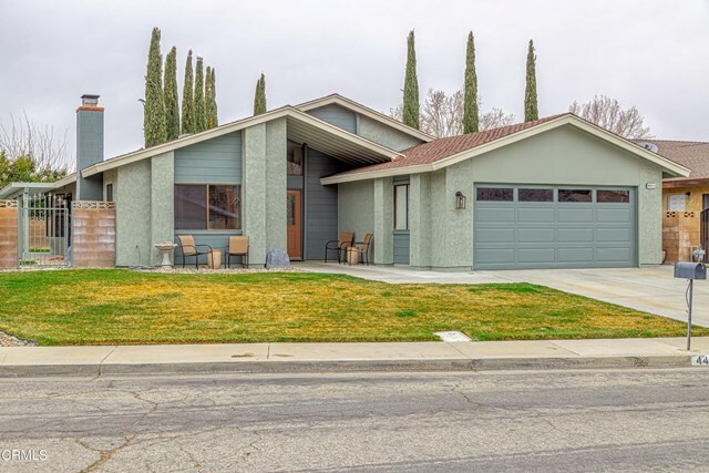 Property Photo:  44211 Fine Street Street  CA 93536 