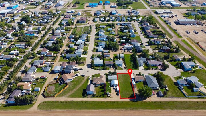 Property Photo: 509 1st B Street SW AB T0H 1M0