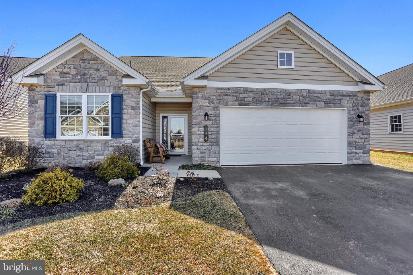Property Photo: 154 Independence Way PA 17050