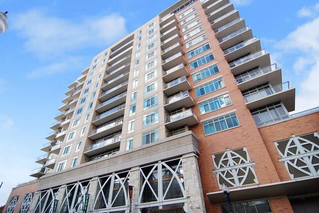 Property Photo: 230 W Division Street 1103 IL 60610