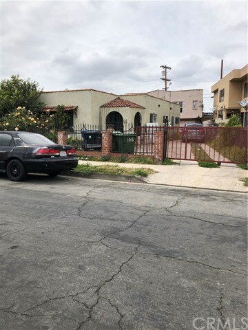 Property Photo: 1915 S Palm Grove Avenue CA 90016